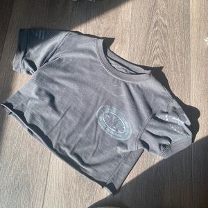 Cropped black baby tee